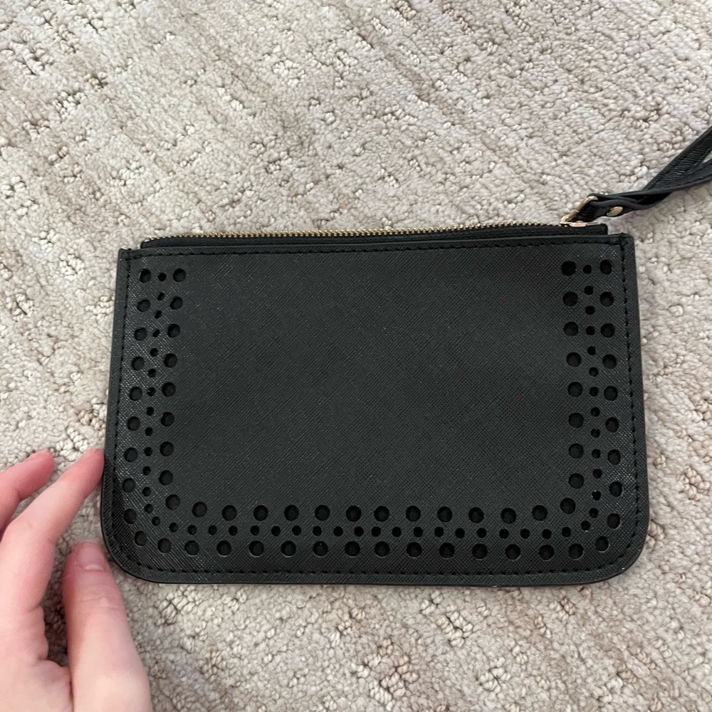Black pouch